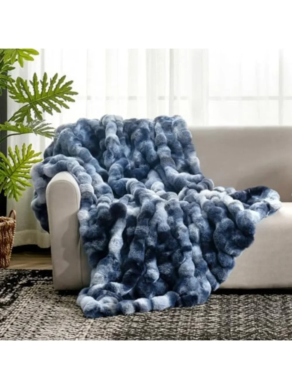 Cozy Tie-Dye Blue Faux Fur Throw Blanket for Couch, Soft & Warm, 50x60 Inches
